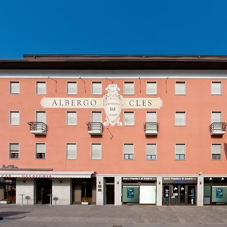 Hotel Cles Cles