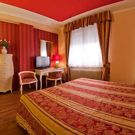 Szálloda Hotel Cles 3*